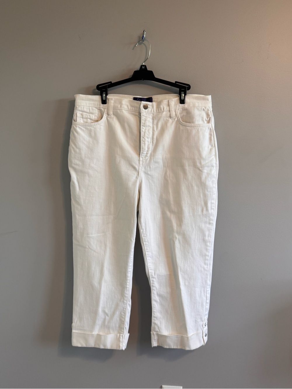 Not Your Daughter's Jeans NYDJ White Capri Jeans Size 16 Lift Tuck